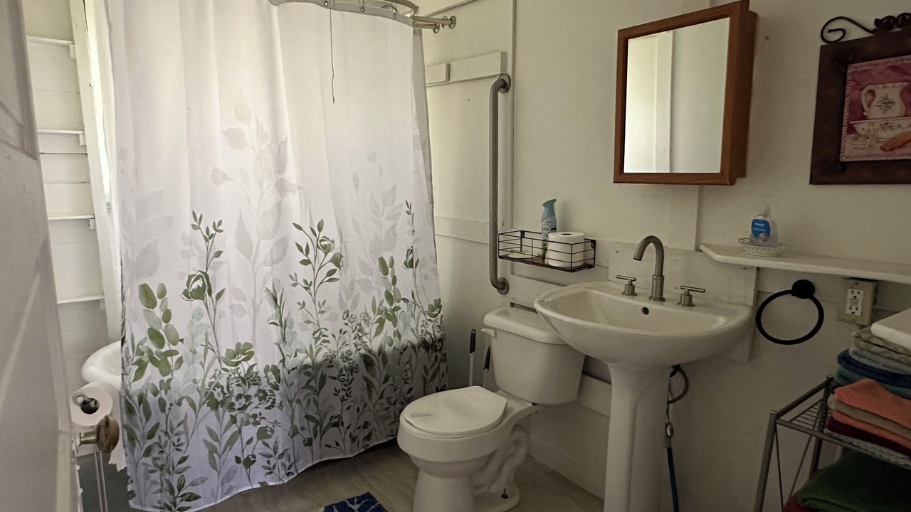 Photo of Bathroom in Schroon Lake