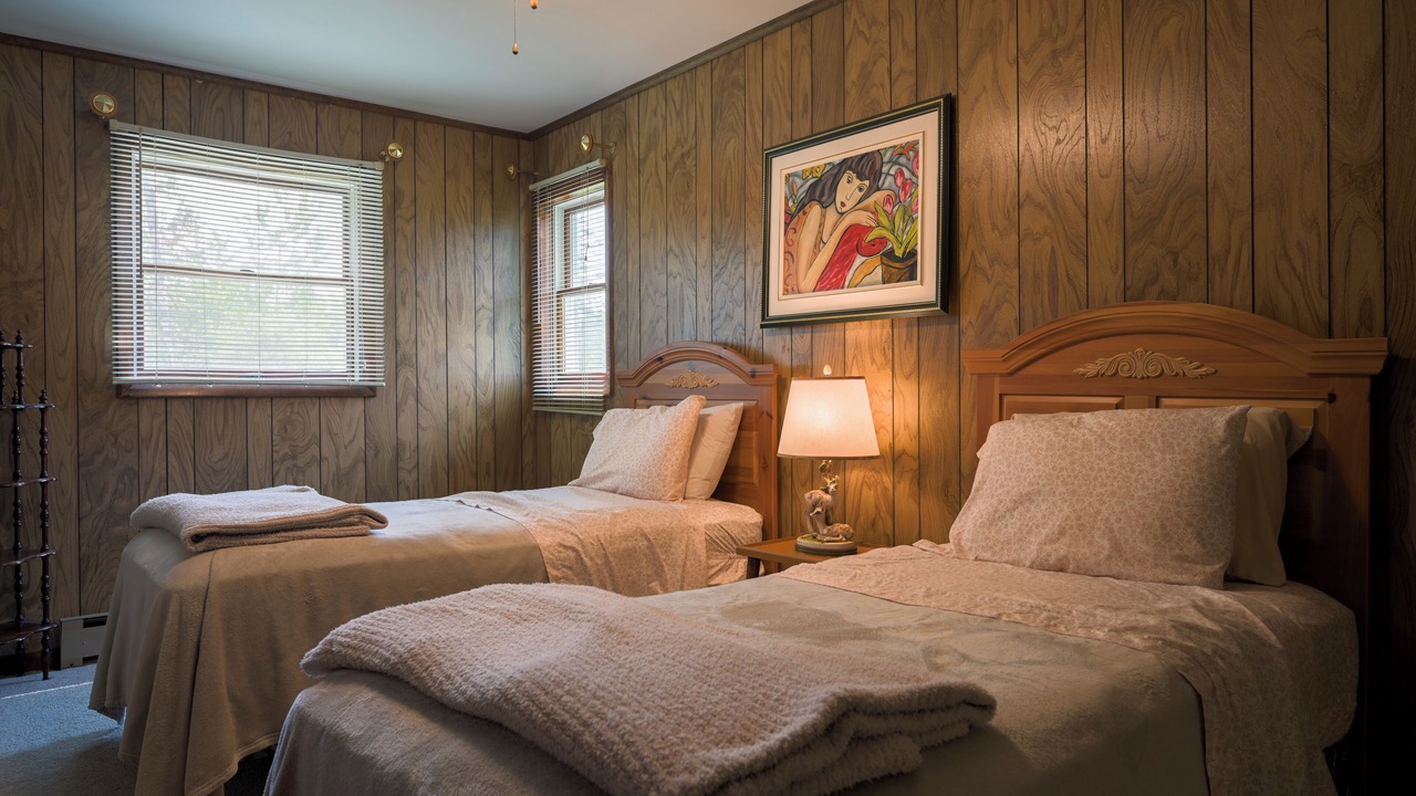 Photo of Bedroom in Merrill