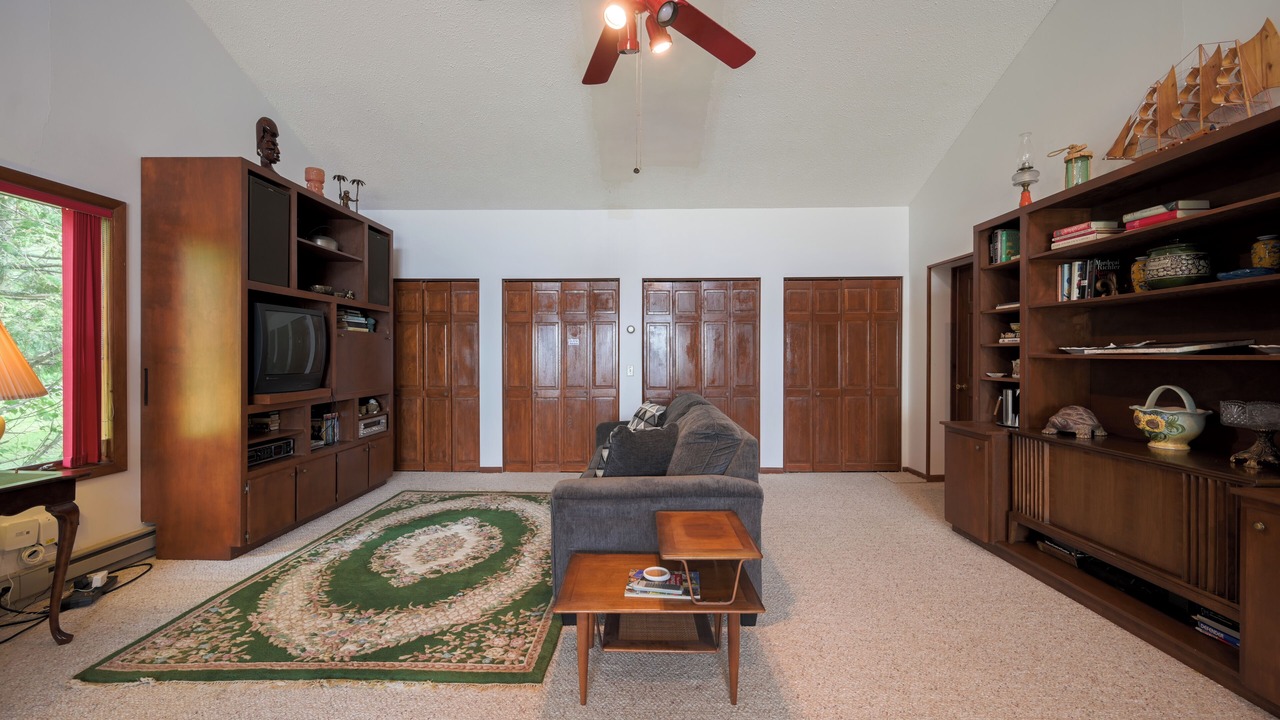 Photo of Livingroom in Merrill