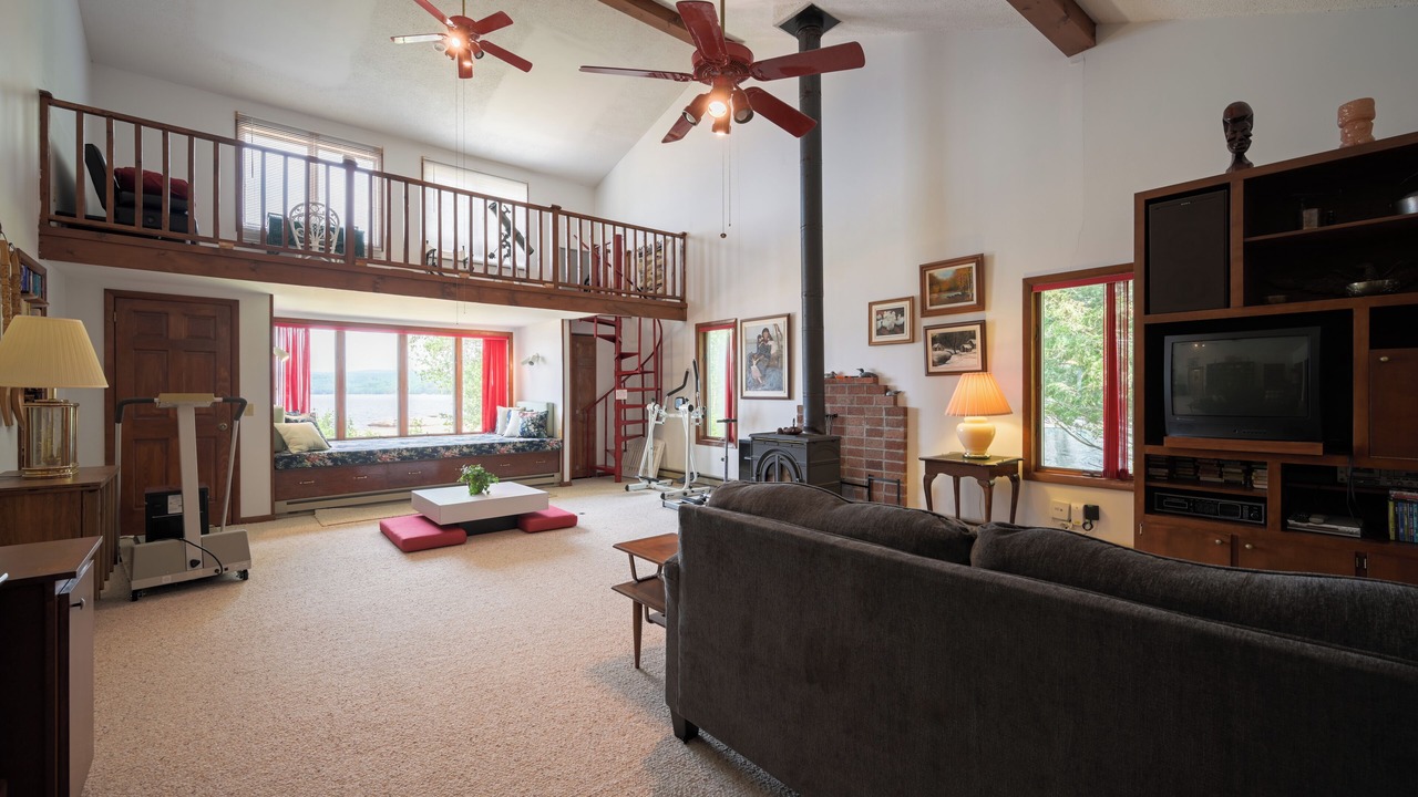 Photo of Livingroom in Merrill