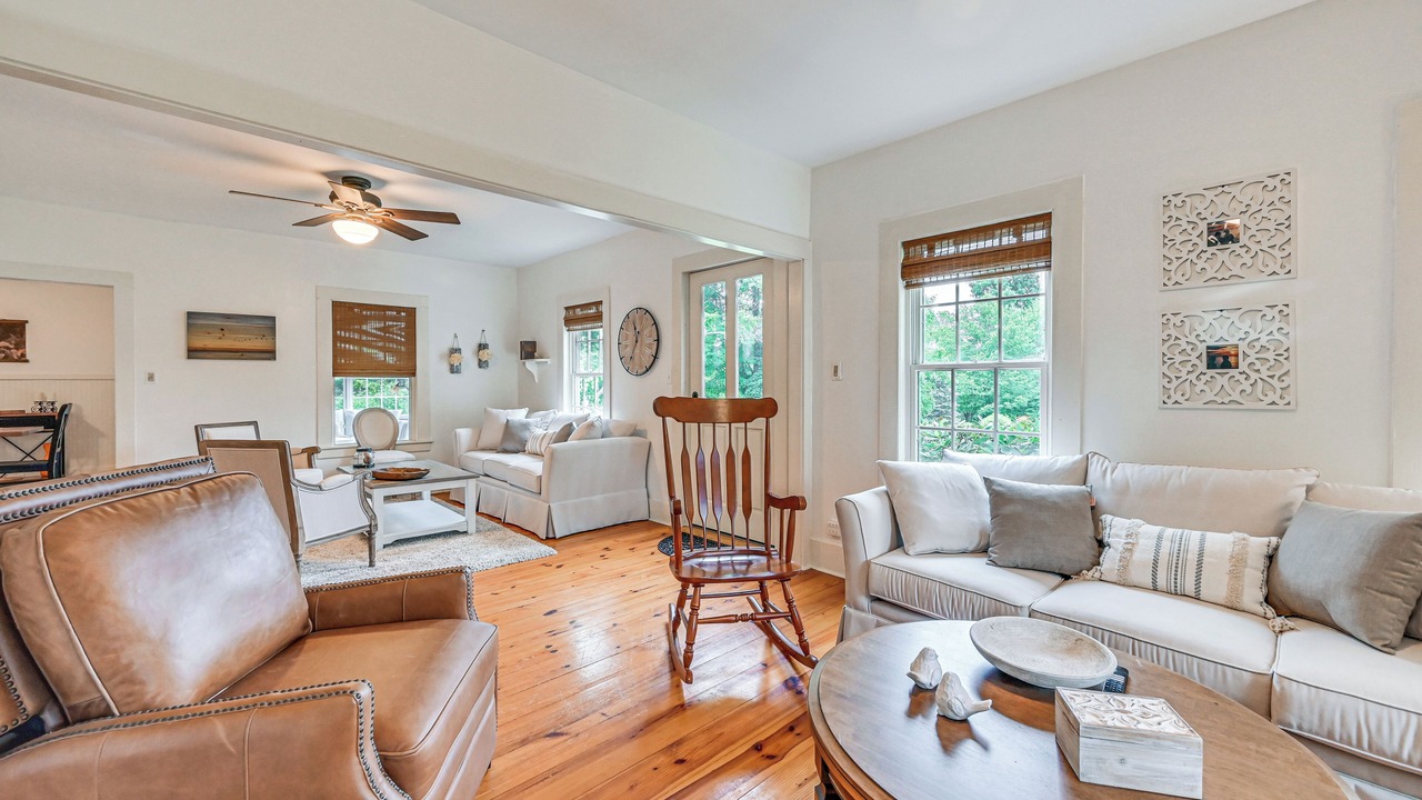 Photo of Livingroom in Westfield