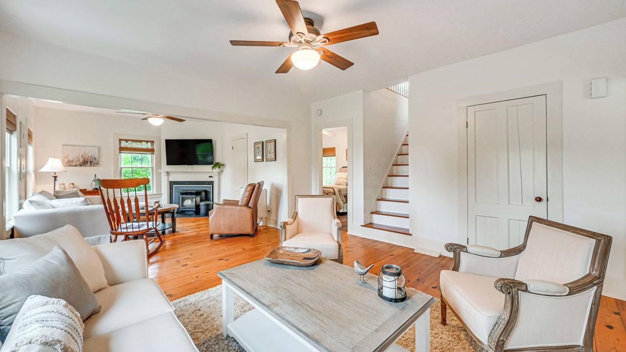 Photo of Livingroom in Westfield
