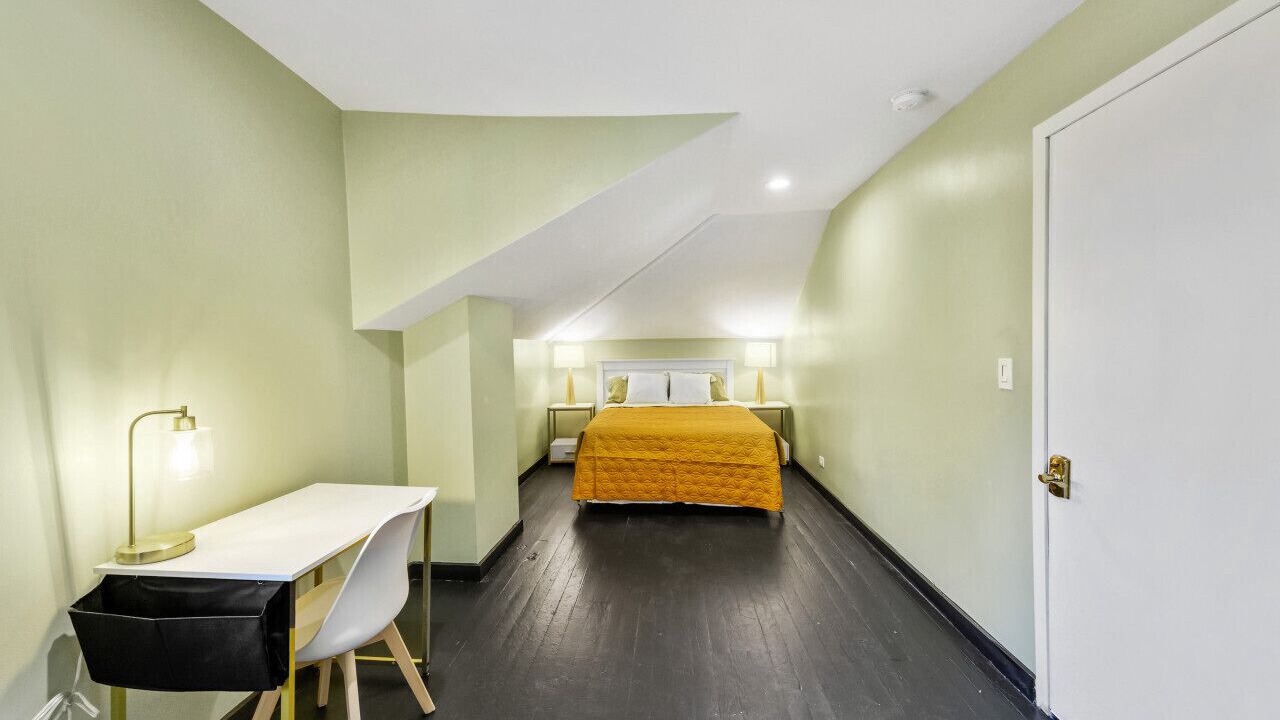 Photo of Bedroom in Fox Lake