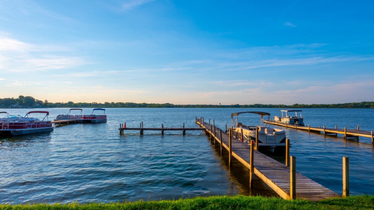 Photo of Others in Fox Lake