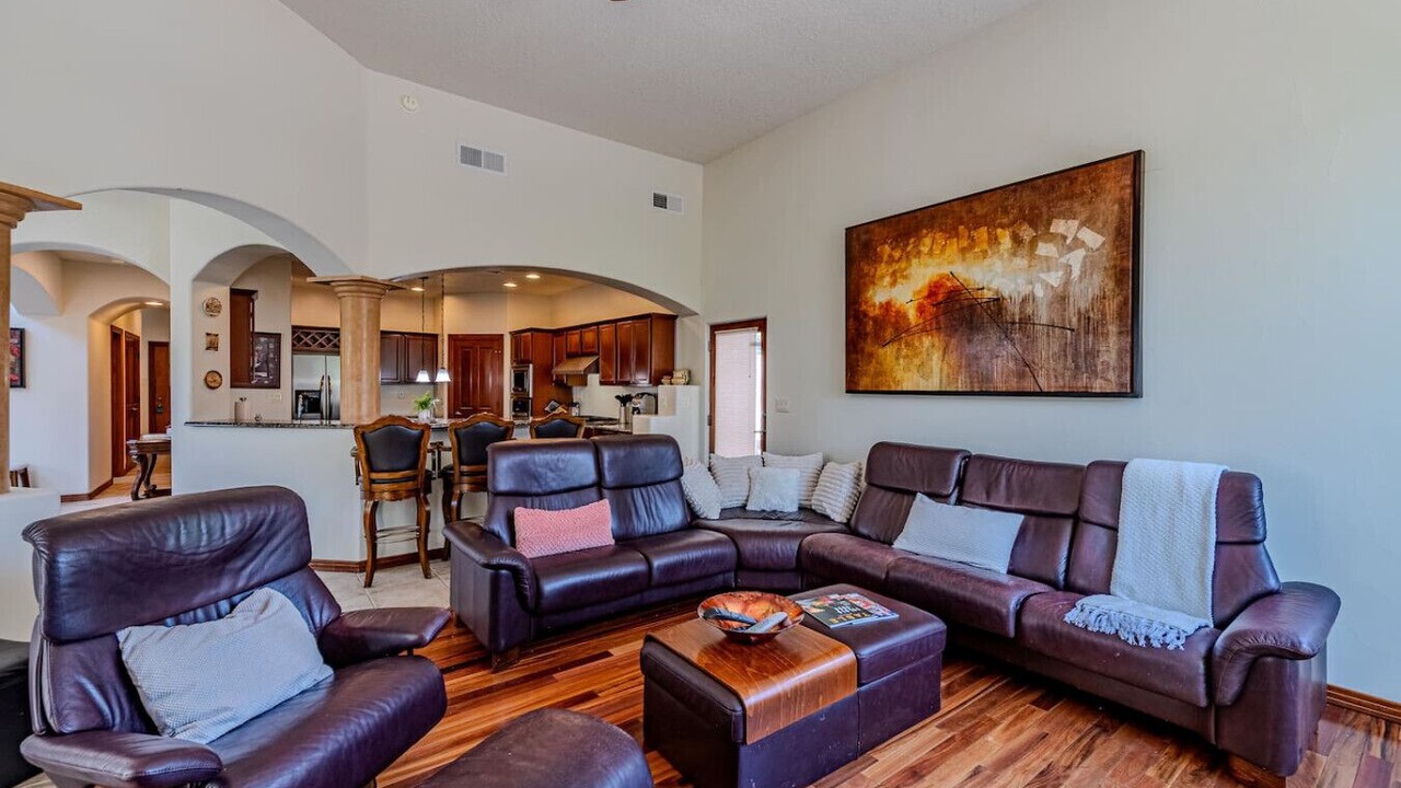 Photo of Livingroom in Northeast Heights