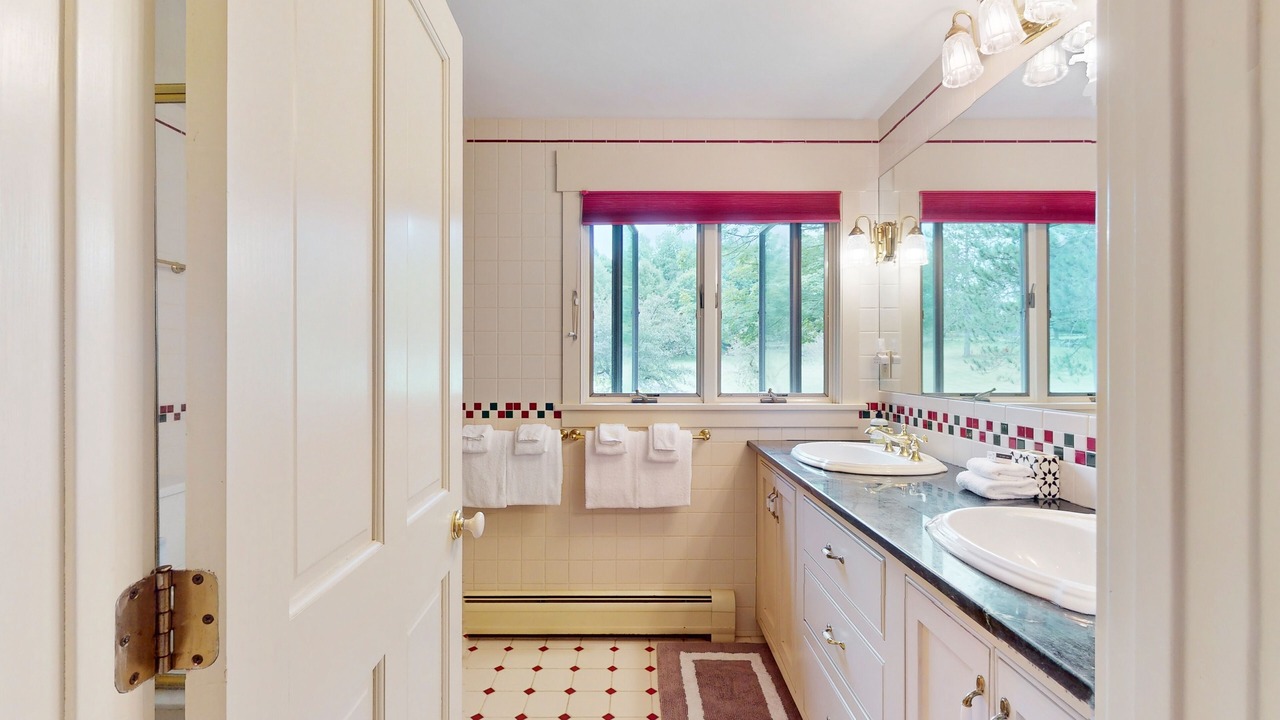 Photo of Bathroom in Woodstock