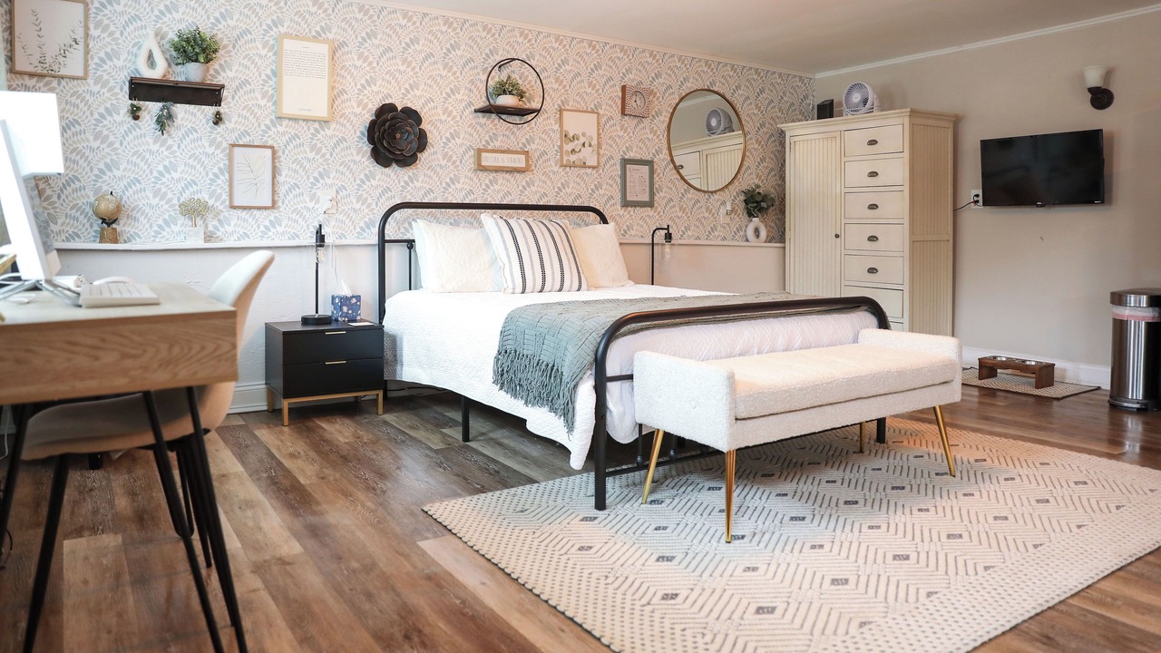 Photo of Bedroom in Broad Brook