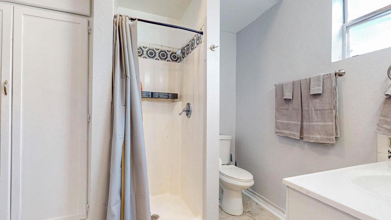Photo of Bathroom in Albuquerque