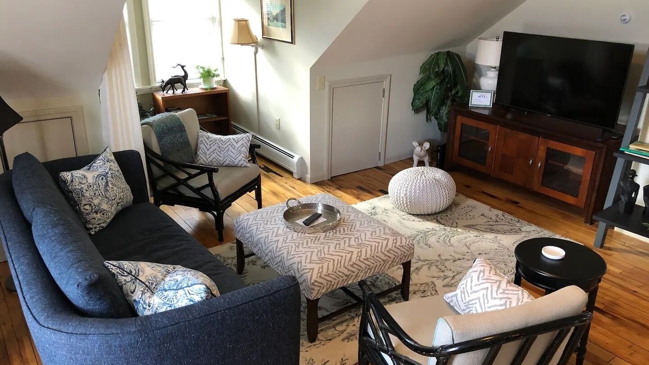 Photo of Livingroom in Duxbury
