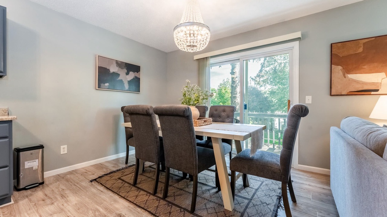 Photo of Livingroom in Columbia Heights