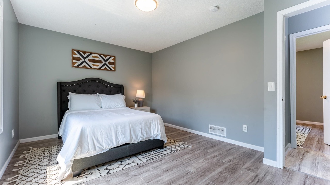 Photo of Bedroom in Columbia Heights