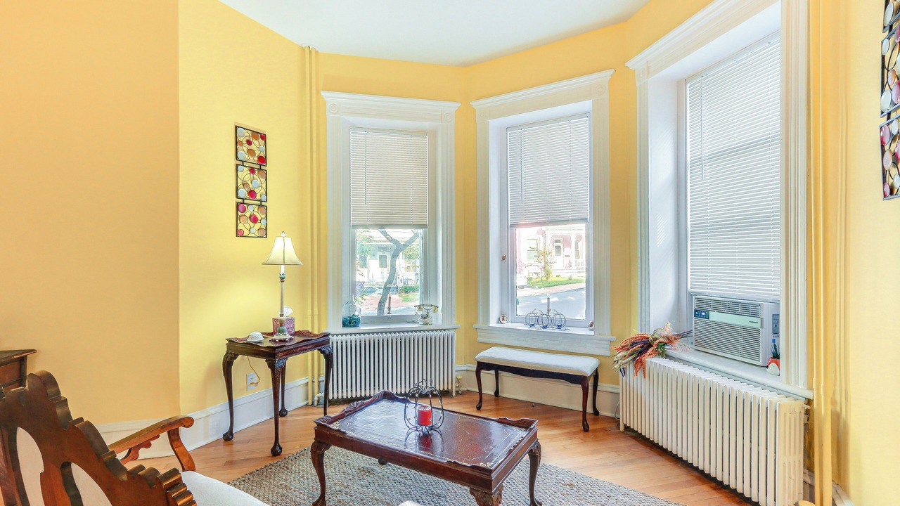 Photo of Livingroom in Hagerstown