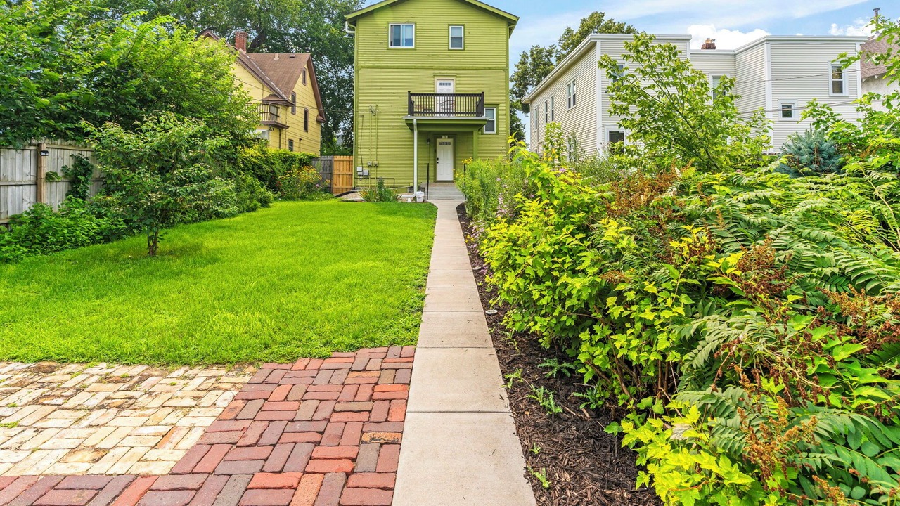 Photo of Outdoor in Corcoran