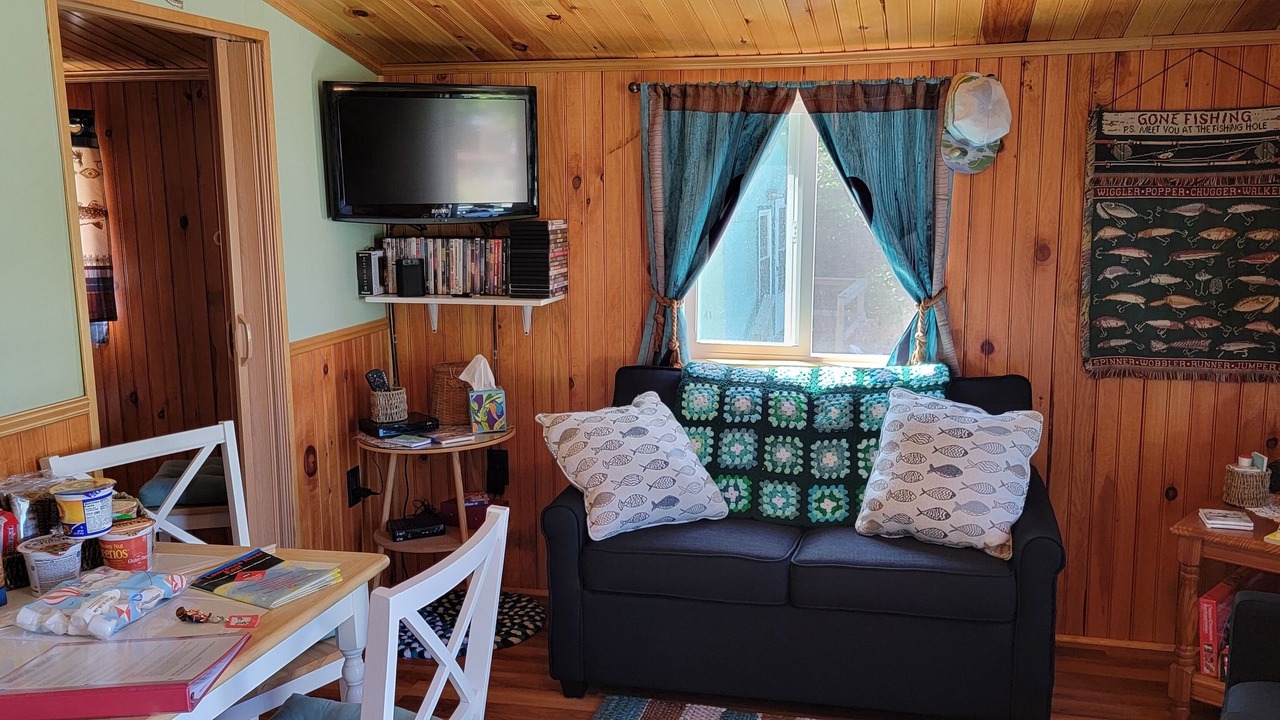 Photo of Livingroom in Schermerhorn Landing
