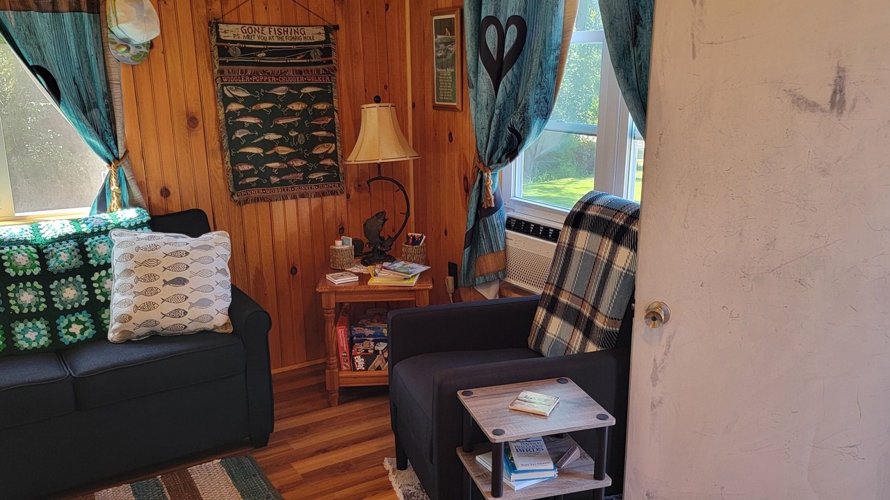 Photo of Livingroom in Schermerhorn Landing