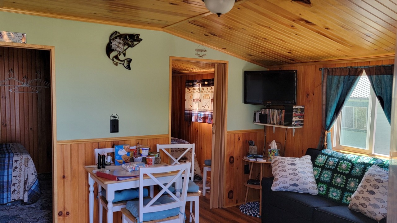 Photo of Livingroom in Schermerhorn Landing