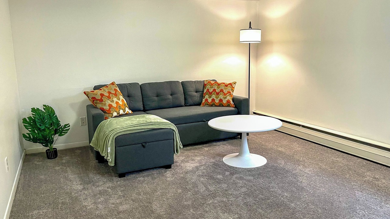 Photo of Livingroom in Eastside