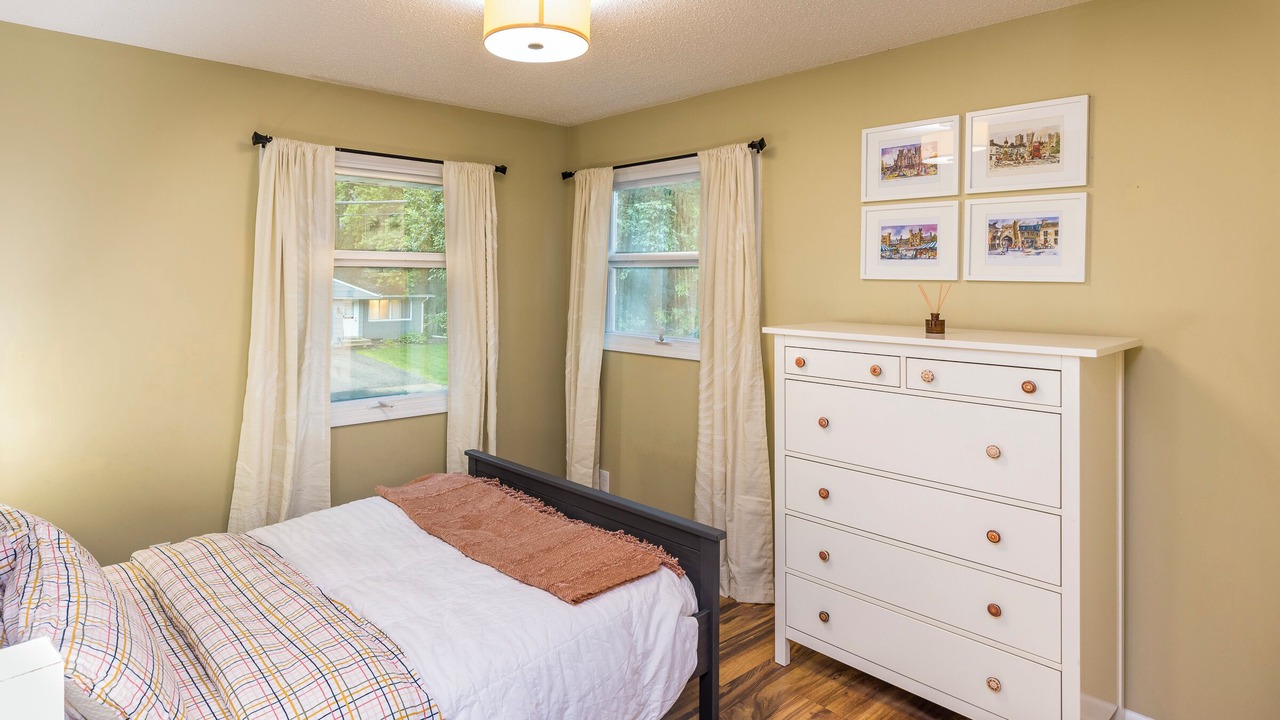 Photo of Bedroom in Excelsior