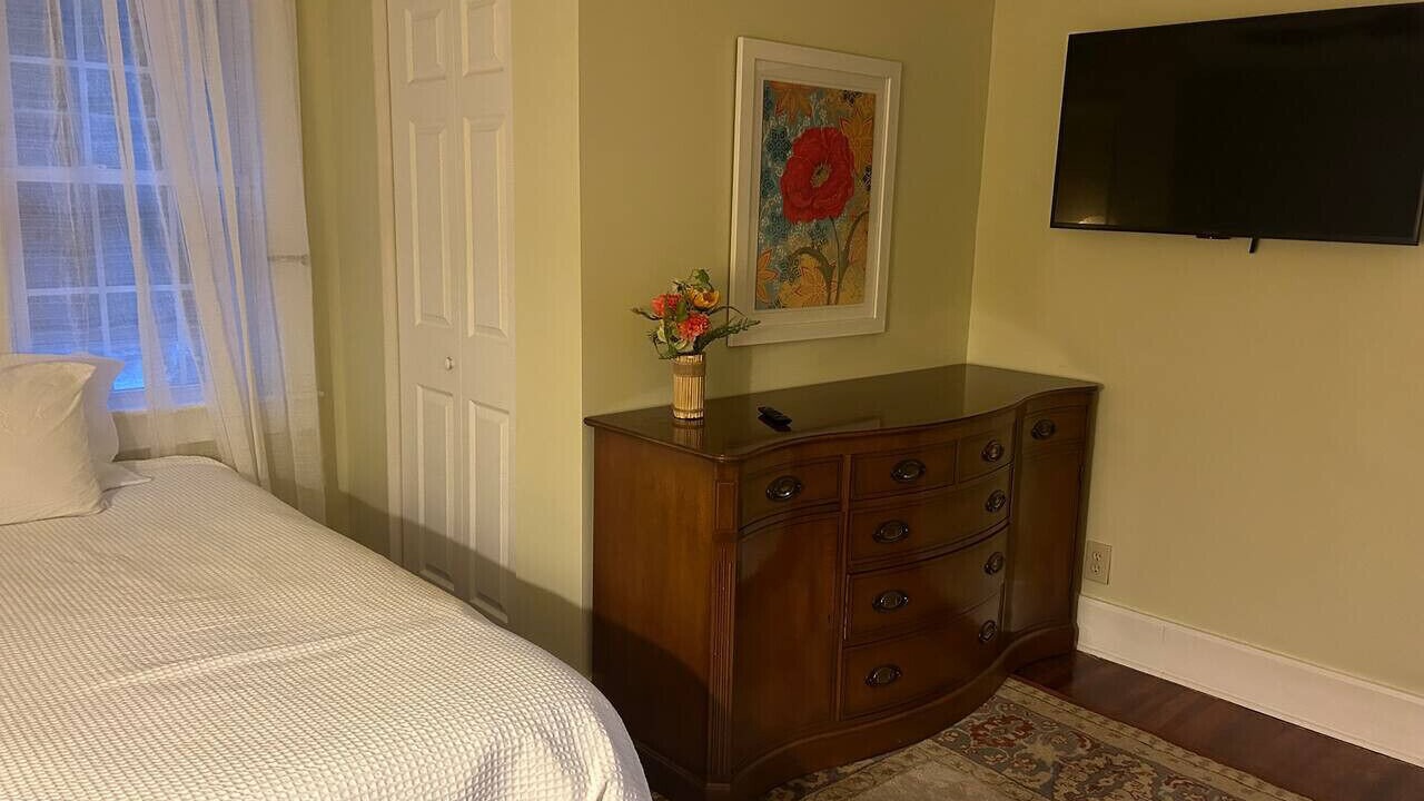 Photo of Bedroom in Avon