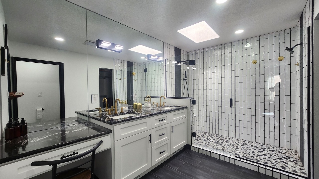Photo of Bathroom in Northeast Heights