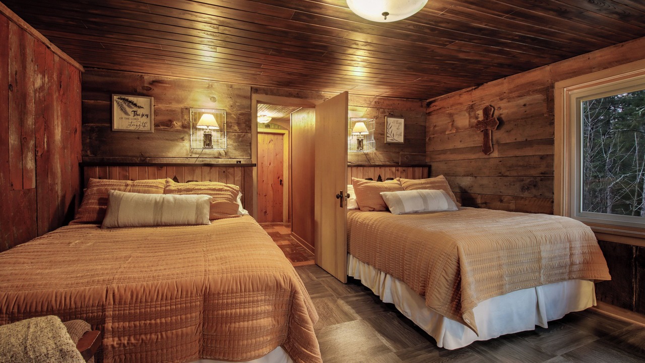 Photo of Bedroom in Bloomer
