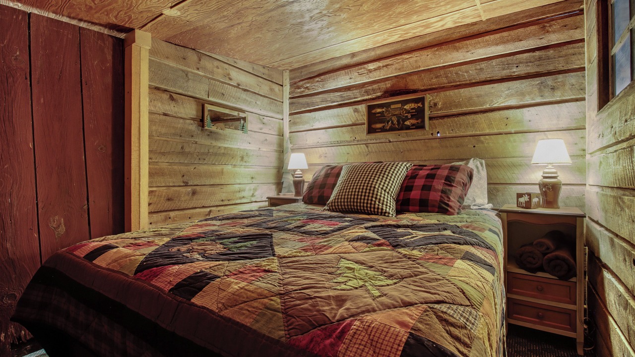 Photo of Bedroom in Bloomer