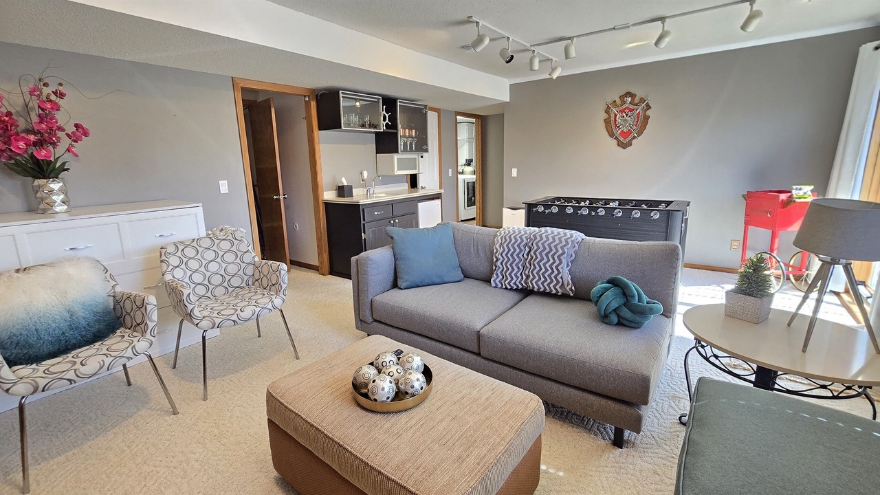 Photo of Livingroom in Chanhassen