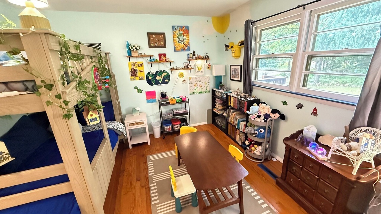 Photo of Bedroom in Greenfield Center