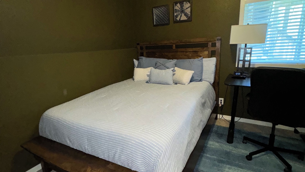 Photo of Bedroom in Woodbury