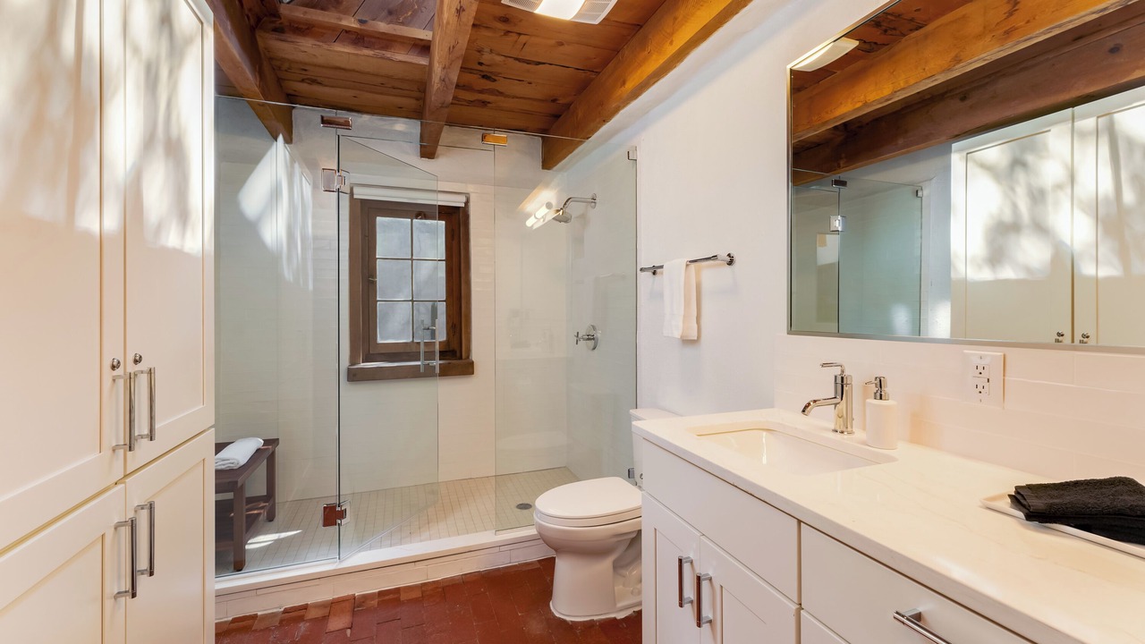 Photo of Bathroom in Historic Eastside