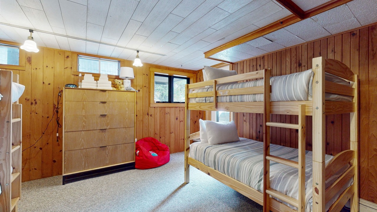 Photo of Bedroom in Eden