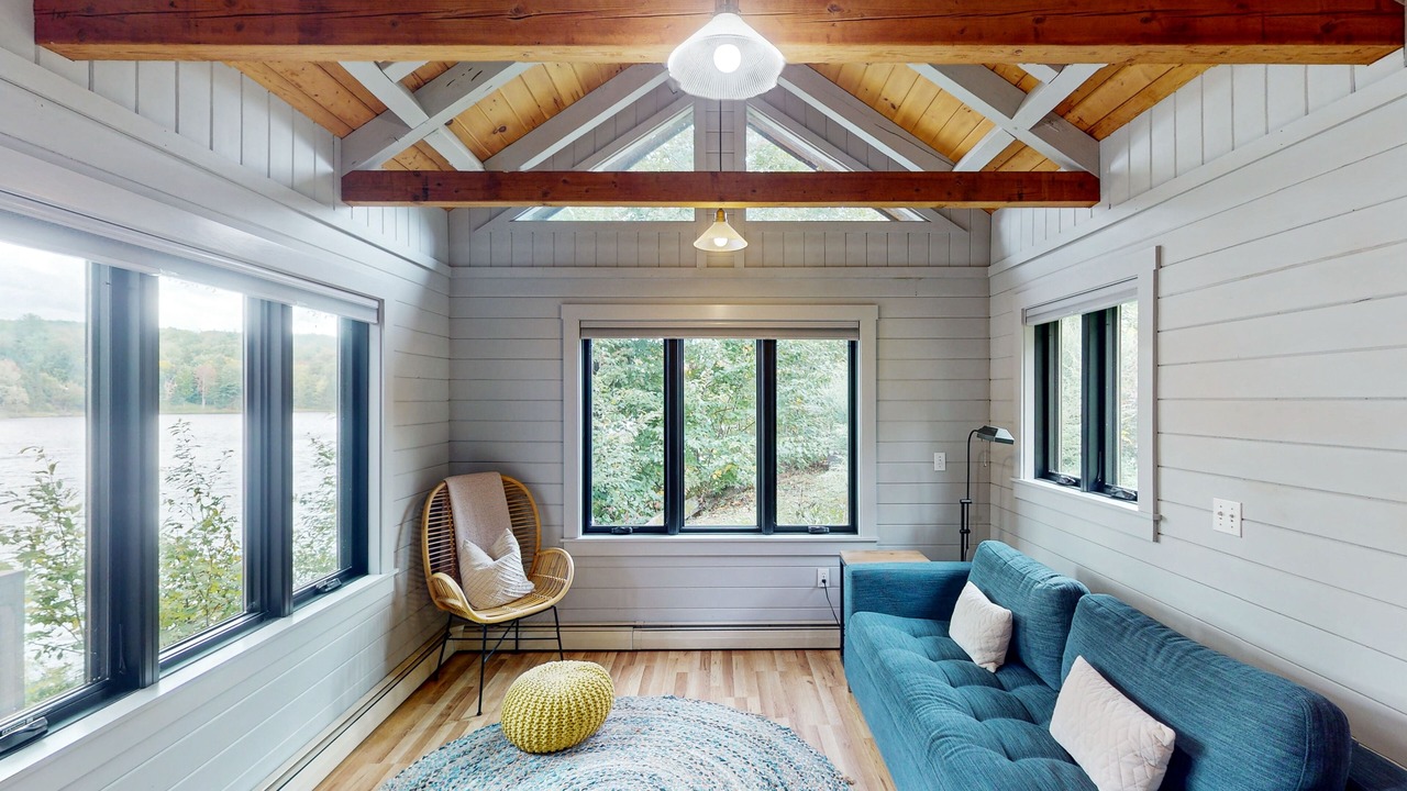 Photo of Livingroom in Eden