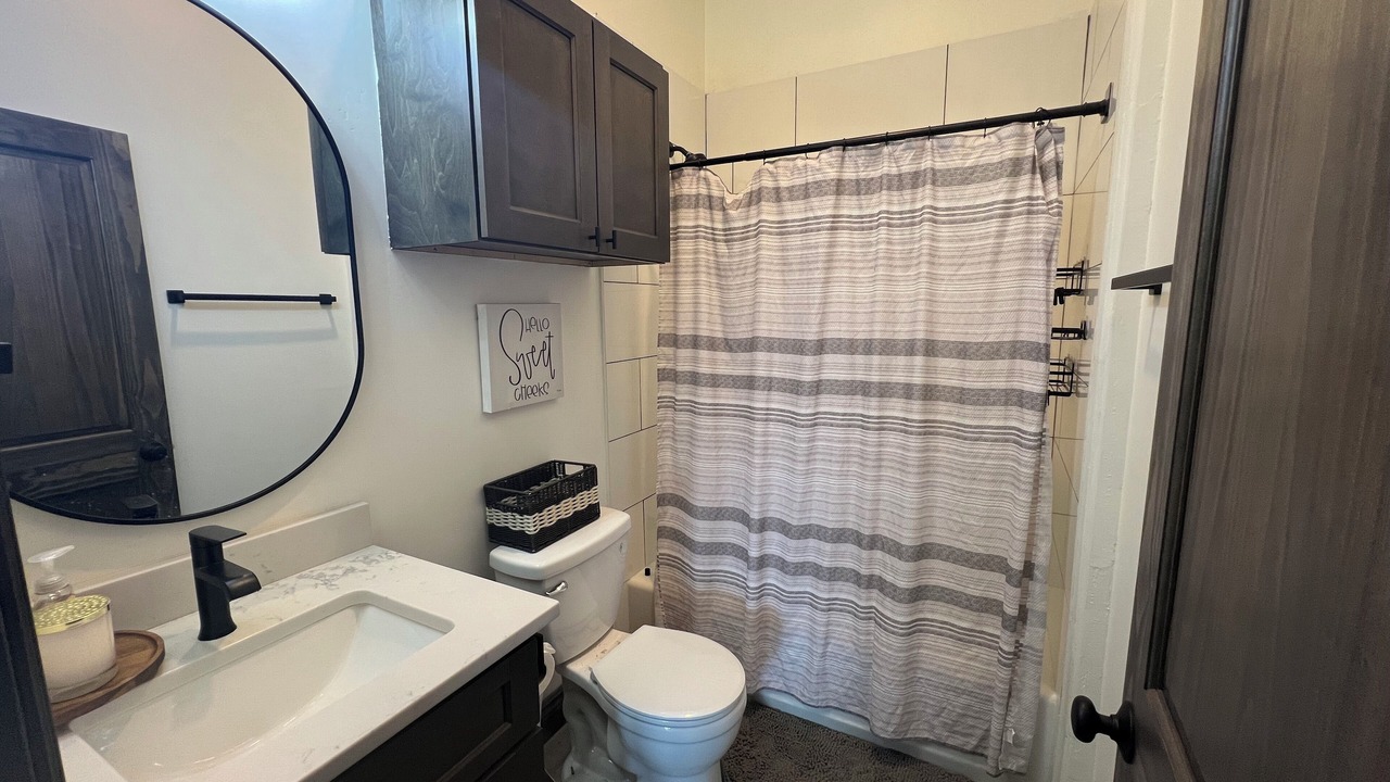 Photo of Bathroom in Eagle Nest