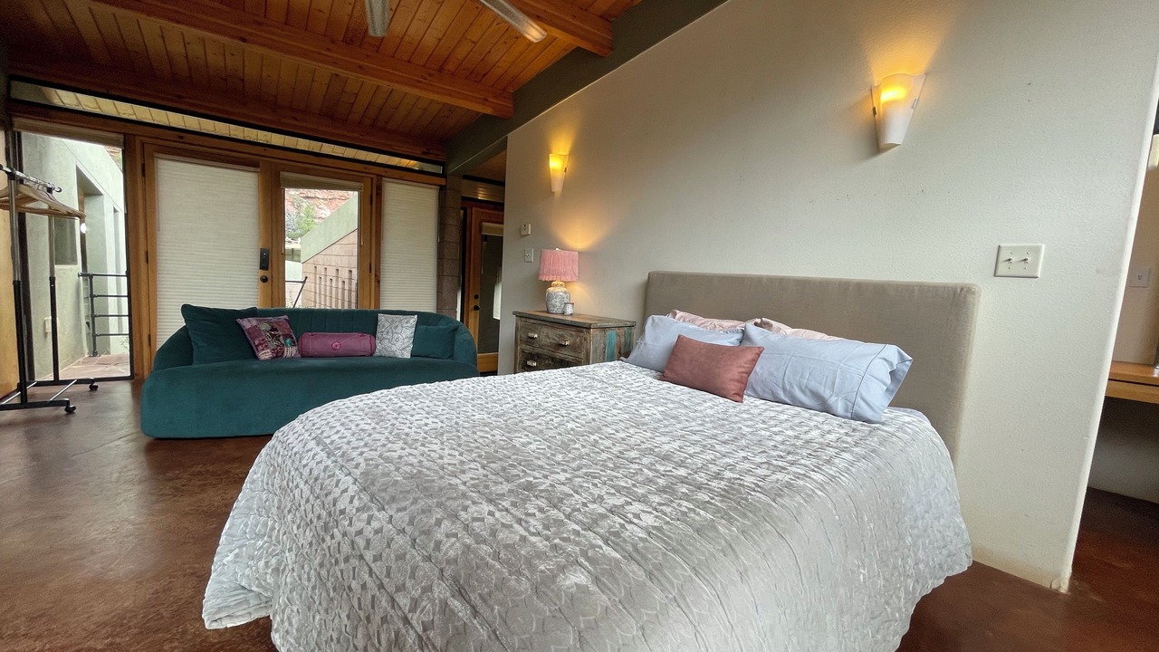 Photo of Bedroom in Canoncito