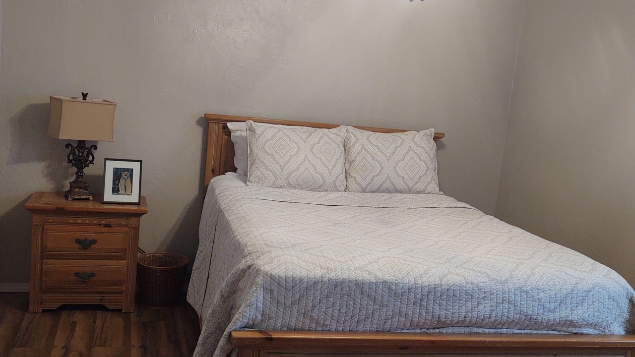 Photo of Bedroom in Jemez Springs