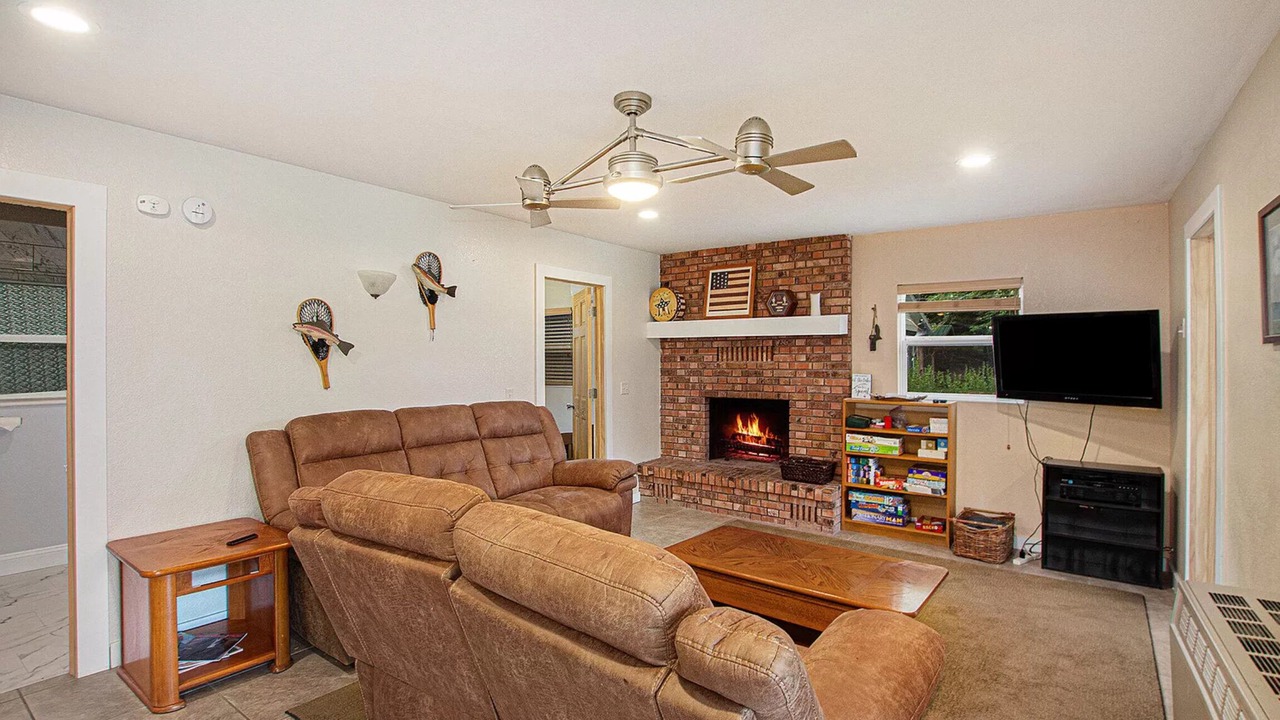 Photo of Livingroom in Mecosta