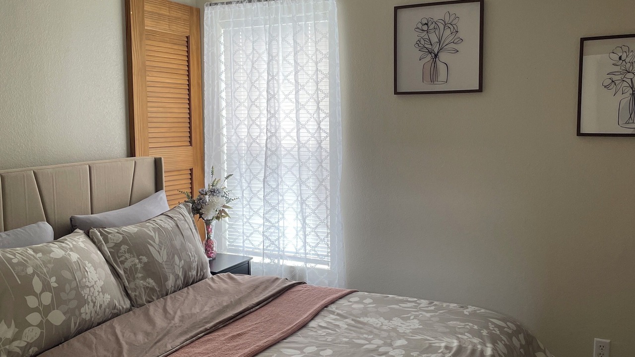 Photo of Bedroom in Eagle Nest