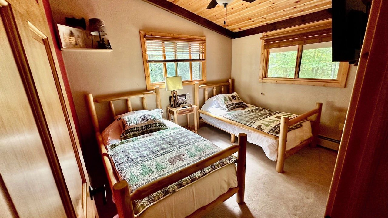Photo of Bedroom in Lake Tomahawk