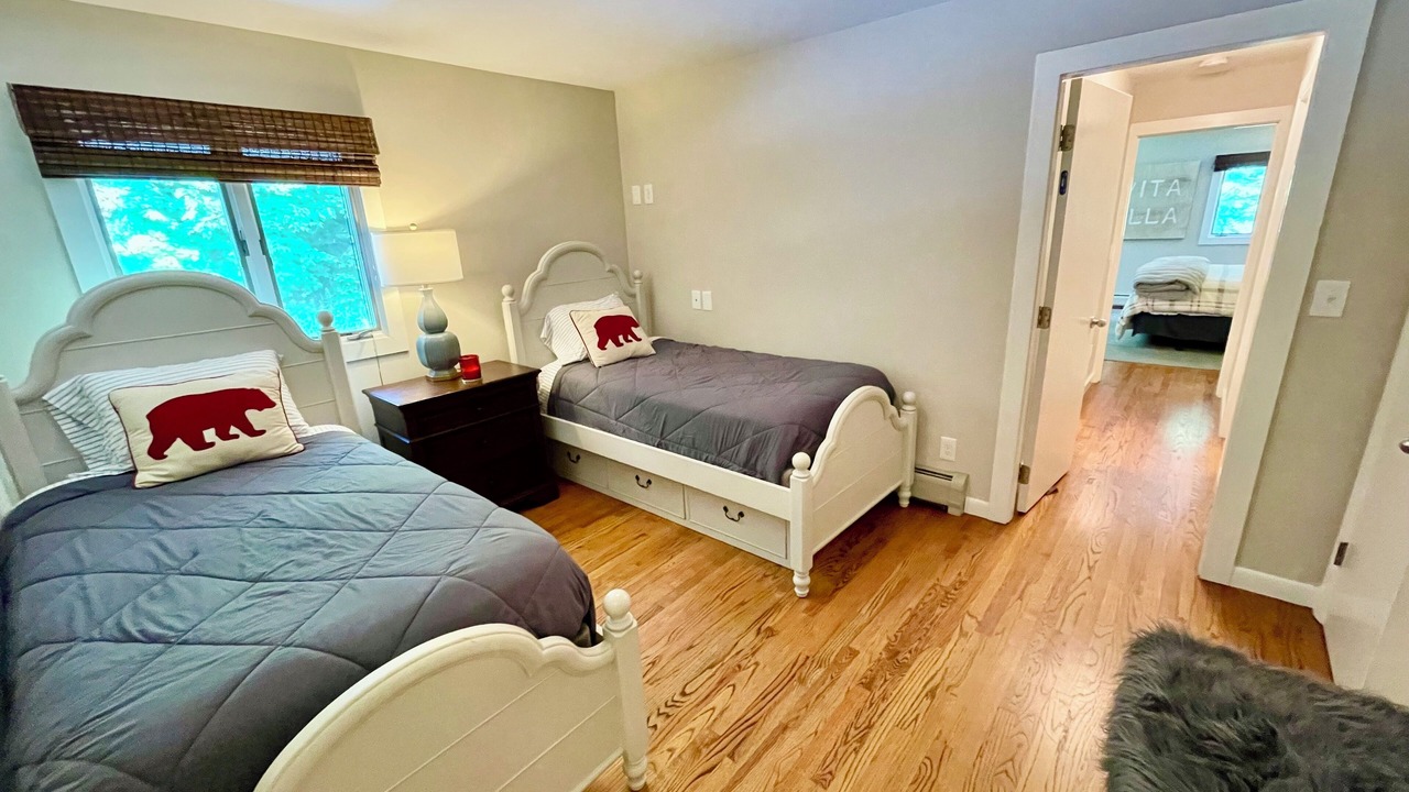 Photo of Bedroom in Warren