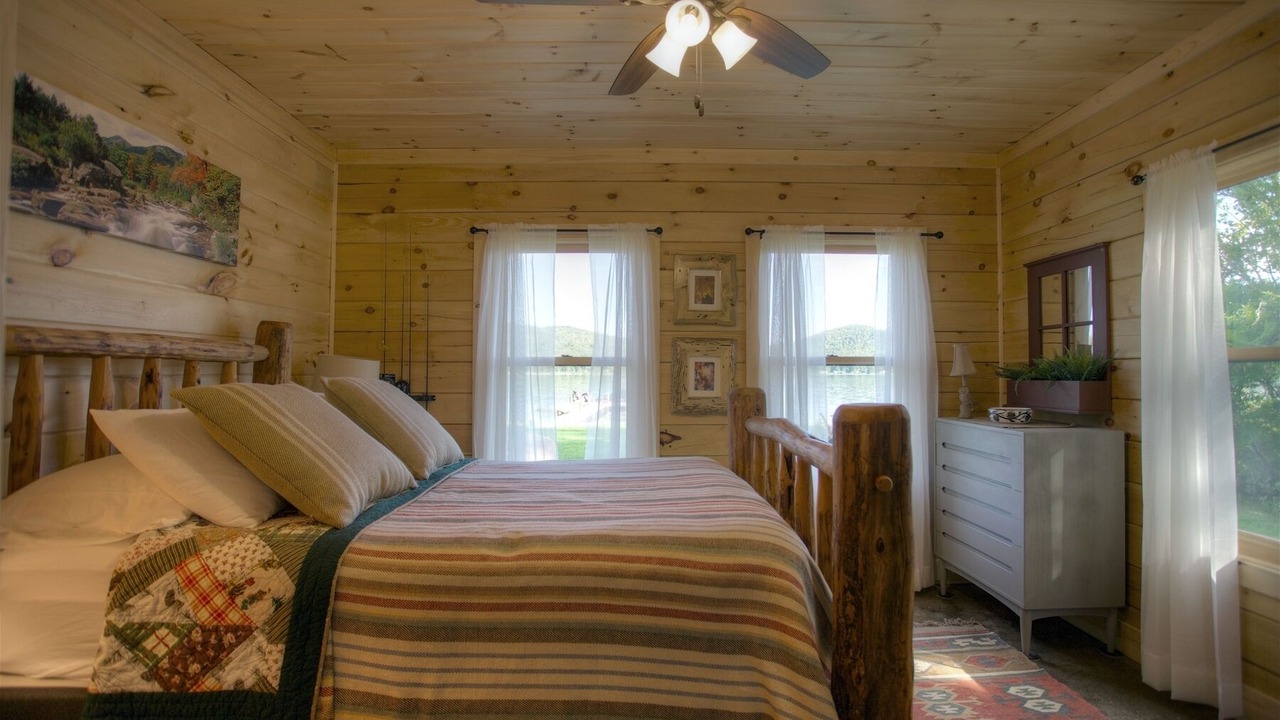 Photo of Others in Au Sable Forks