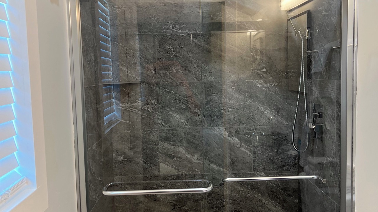 Photo of Bathroom in Confluence
