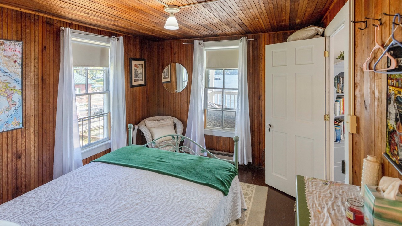 Photo of Bedroom in Plainwell
