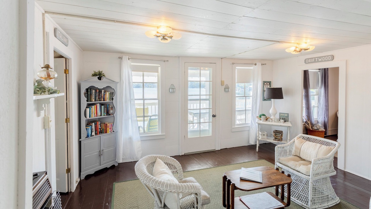 Photo of Livingroom in Plainwell