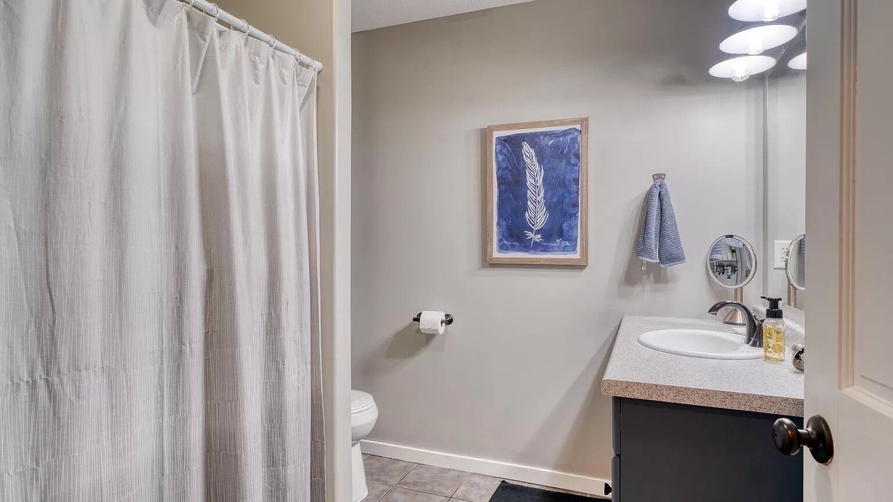 Photo of Bathroom in Squaw Lake