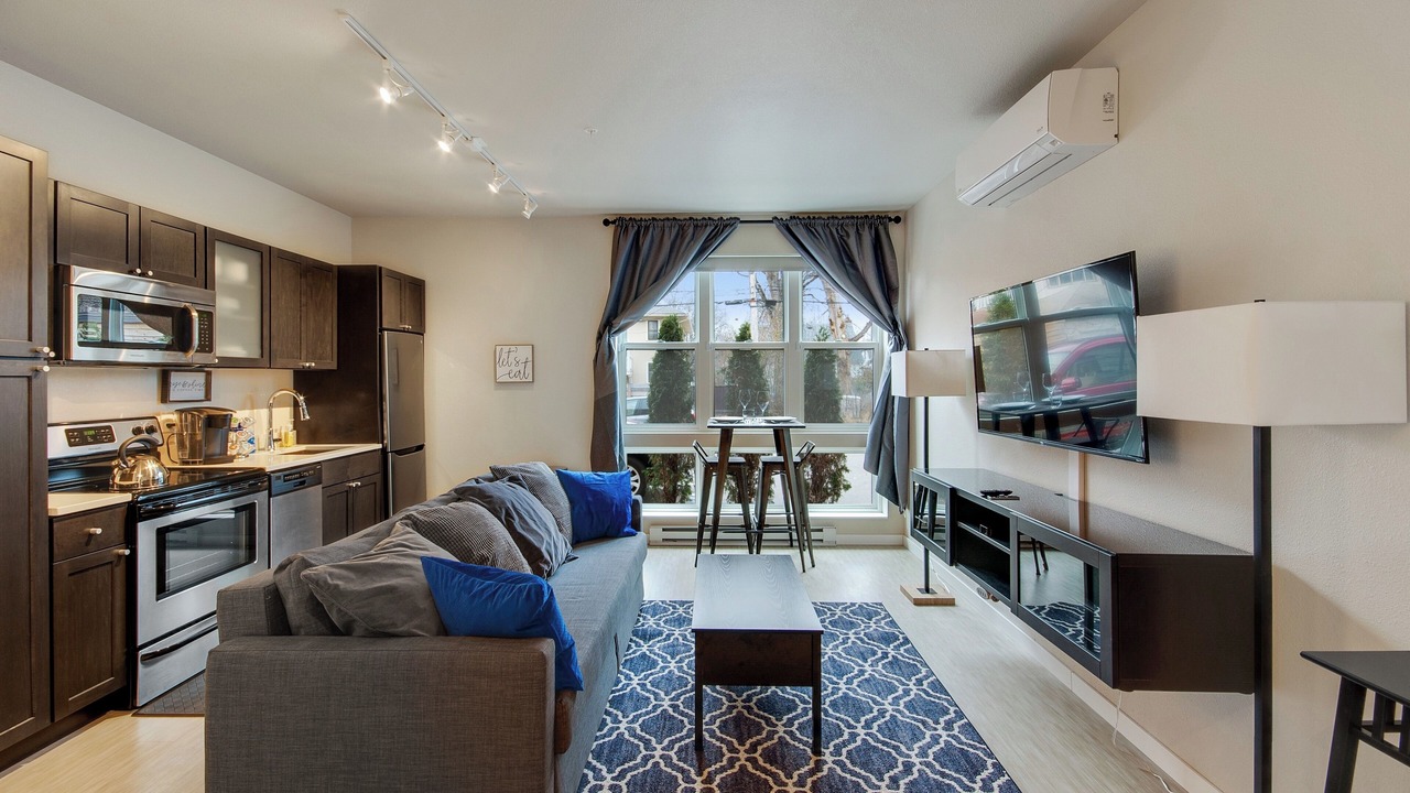 Photo of Livingroom in Powderhorn