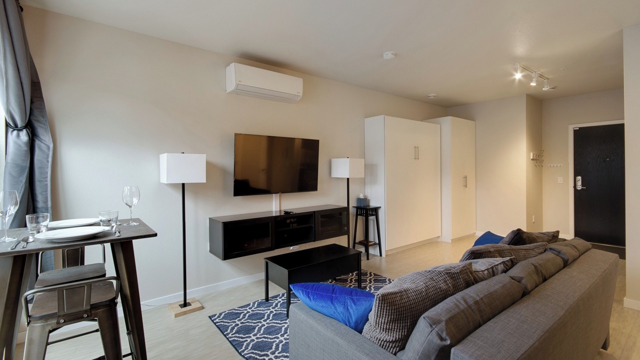Photo of Livingroom in Powderhorn