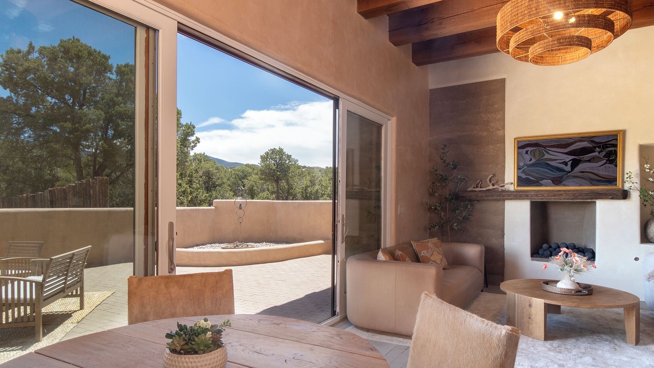 Photo of Livingroom in Santa Fe