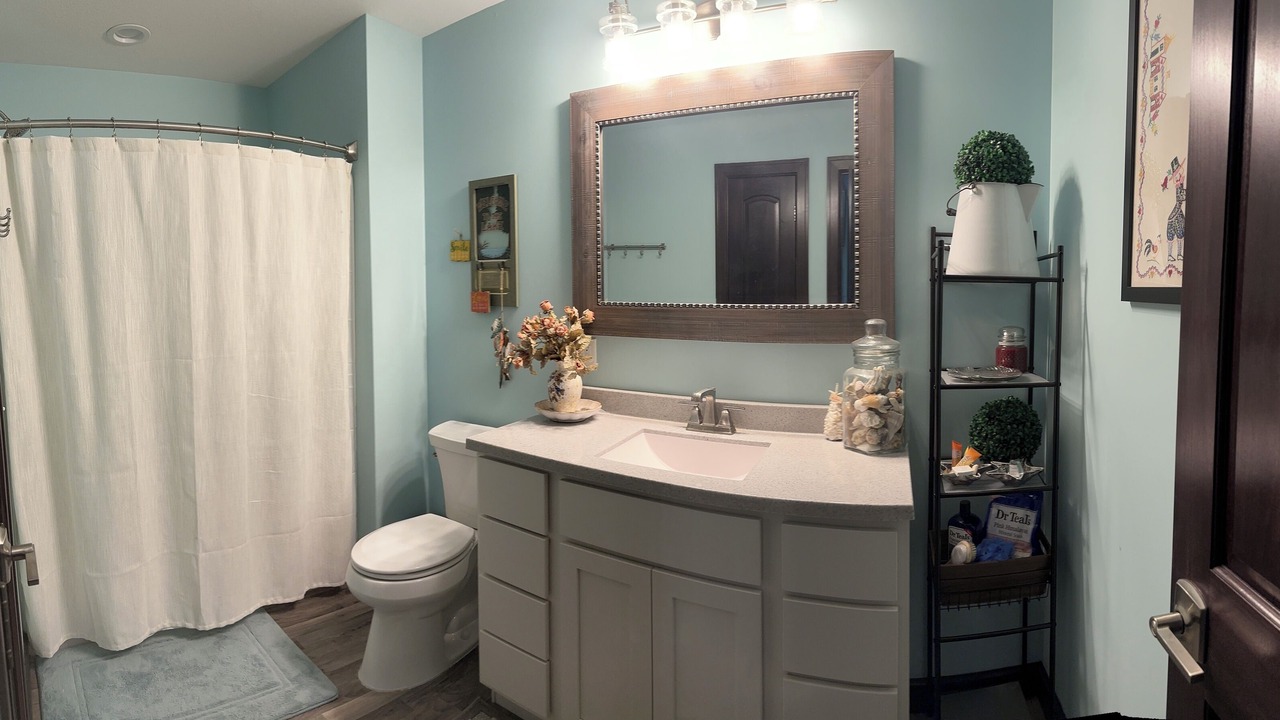 Photo of Bathroom in Madison Lake