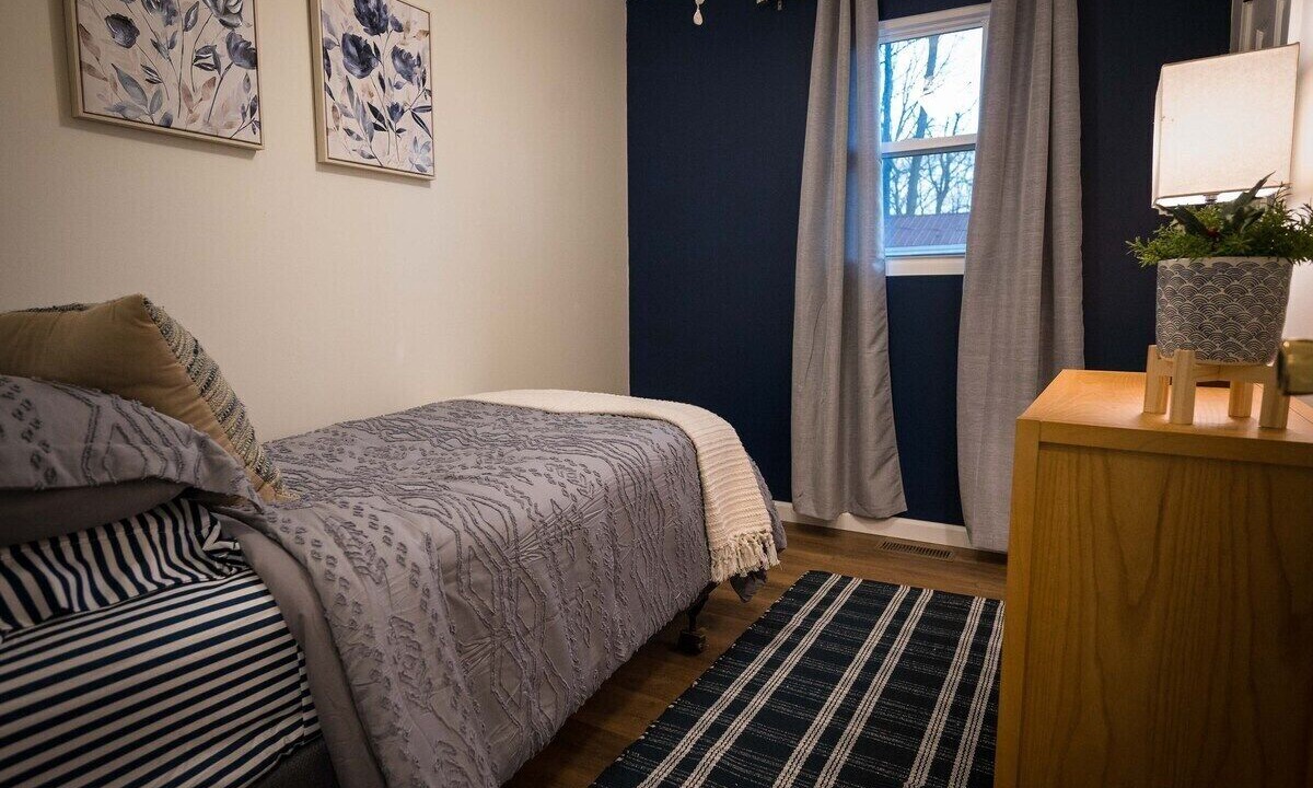 Photo of Bedroom in Greenup