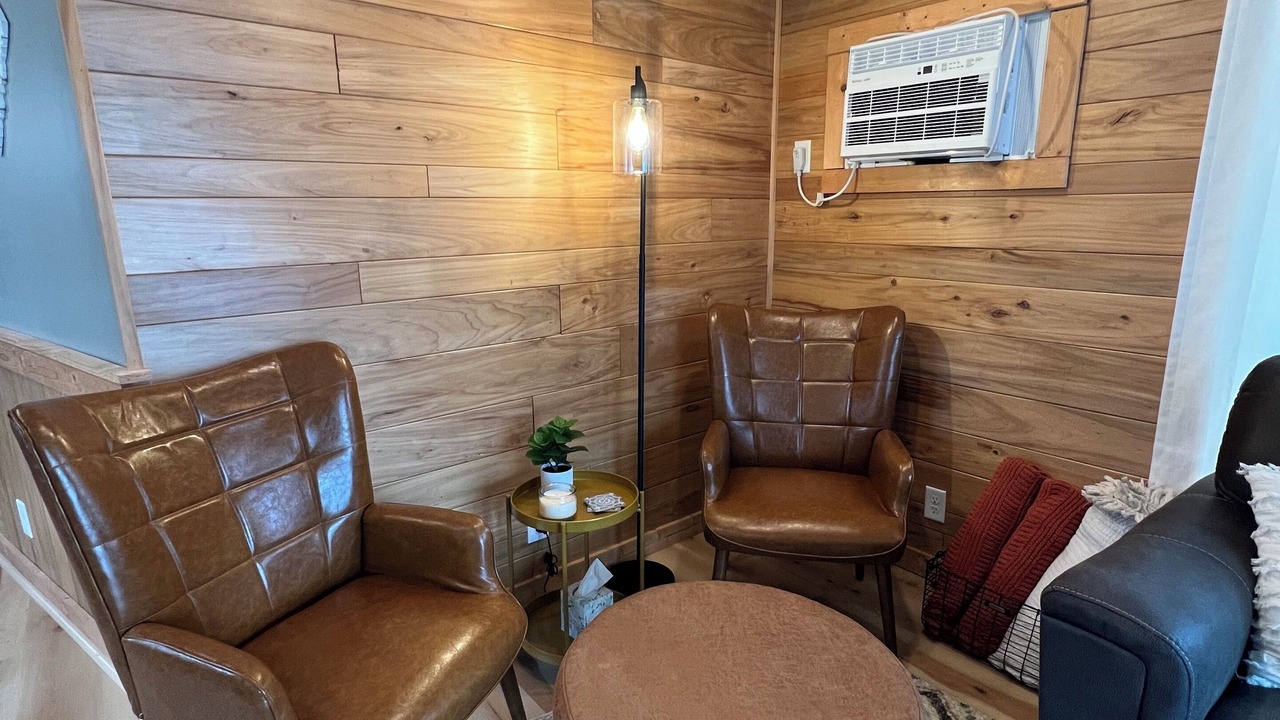 Photo of Livingroom in Center City